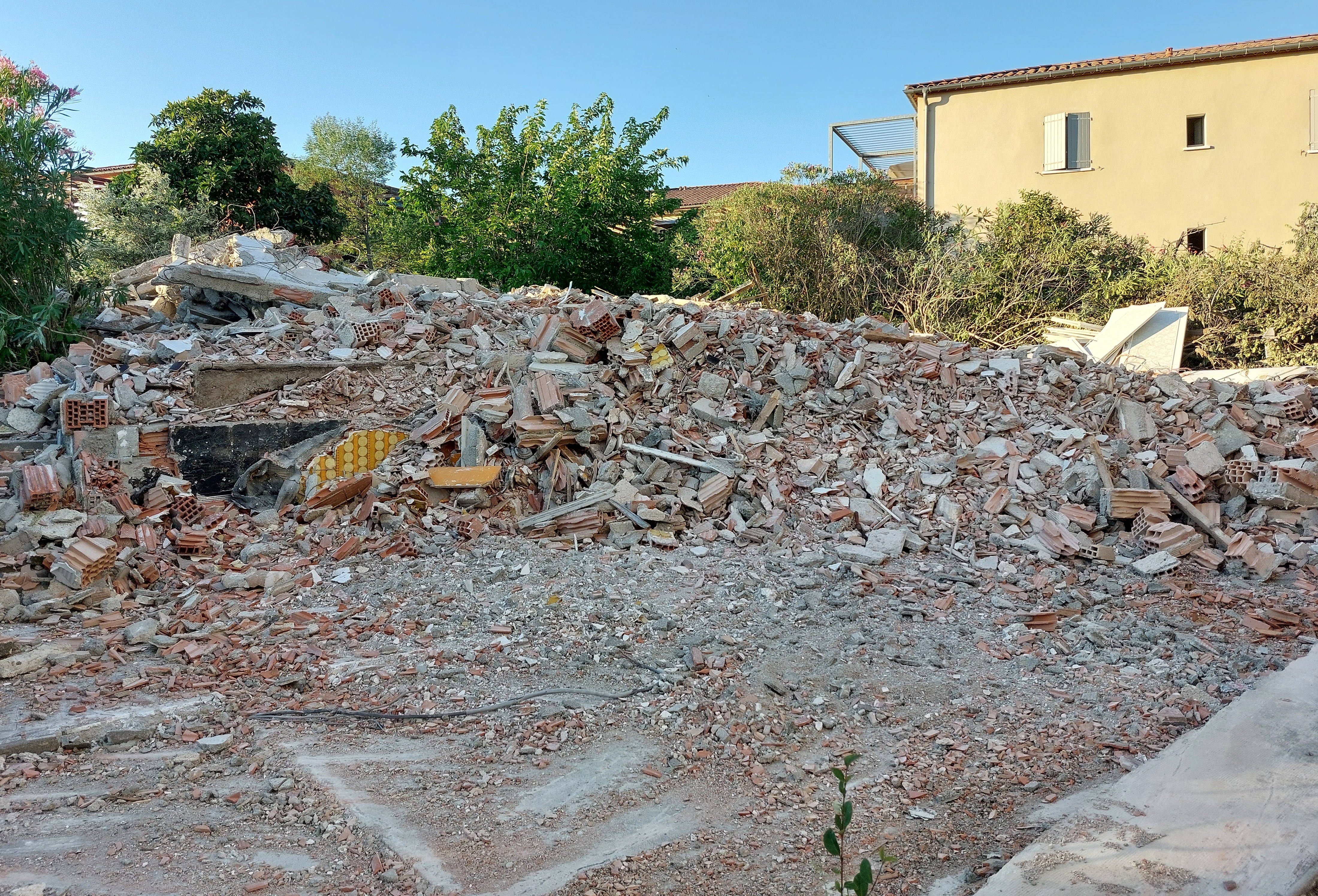 La REP PMCB (Responsabilité Élargie du Producteur pour les Produits et Matériaux de Construction du secteur du Bâtiment). © Laure Pophillat